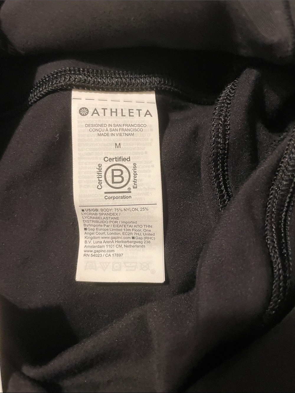 Athleta Salutation Stash Pocket 7” Biker Short Women's Black High-Rise Medium - Picture 11 of 11